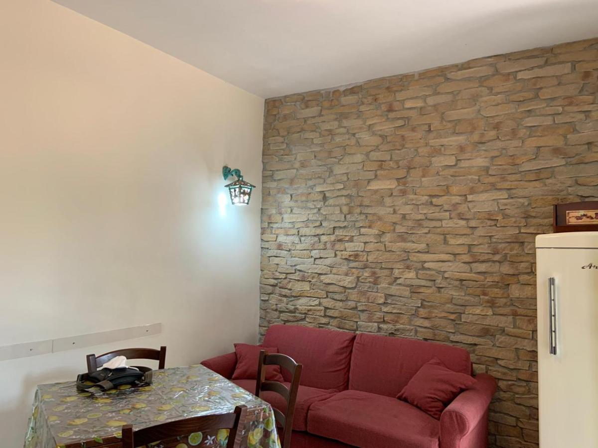 Appia Park Apartament 10 Min Dal Colosseo Rome Exterior photo