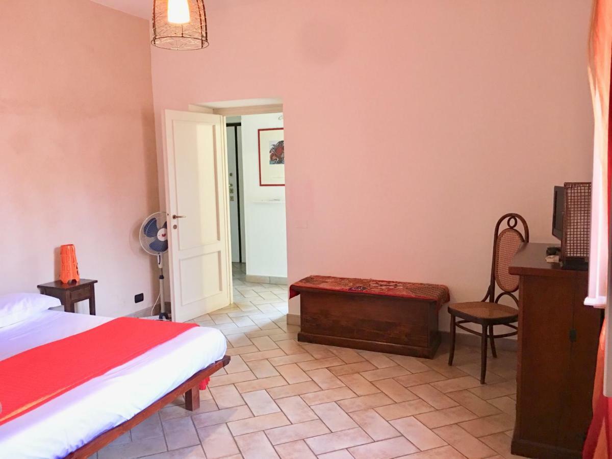 Appia Park Apartament 10 Min Dal Colosseo Rome Exterior photo